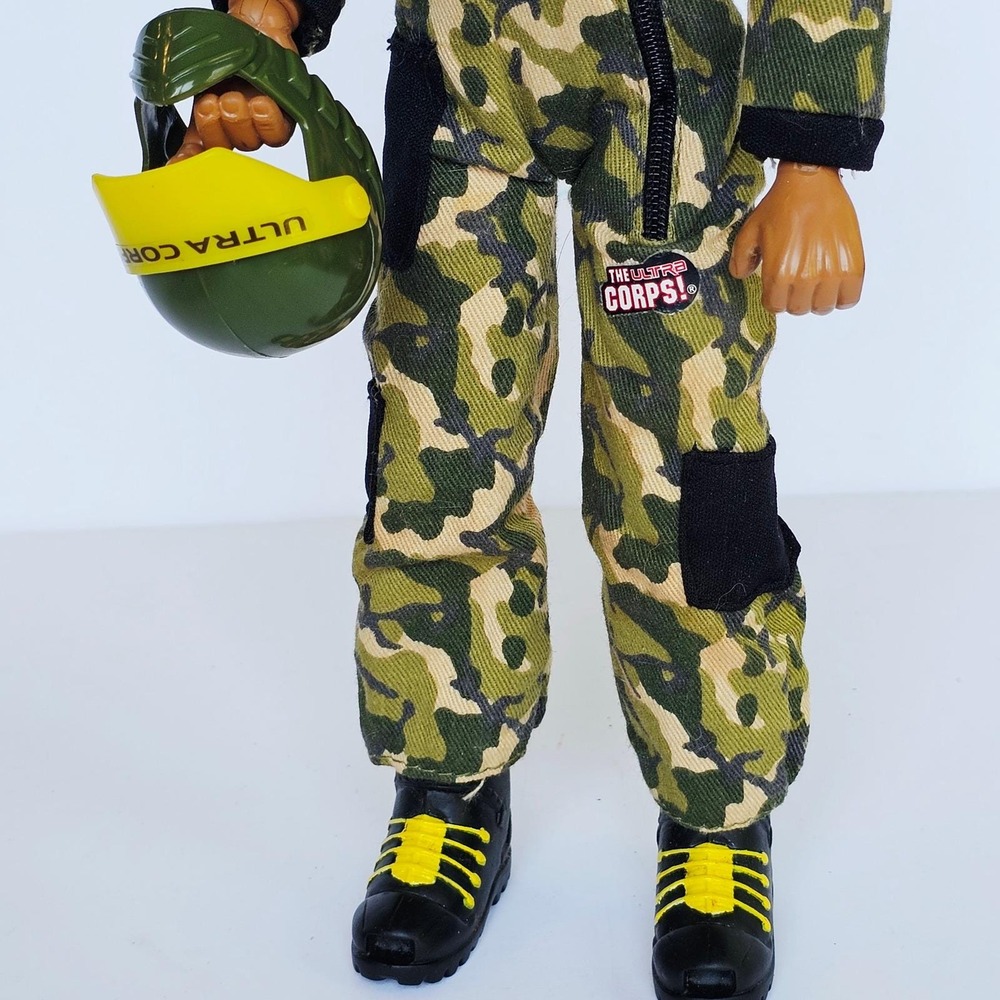 1999 Lanard The Ultra Corps Action Figure 12" Camo Soldier Flight Suit Helmet - Picture 4 of 8
